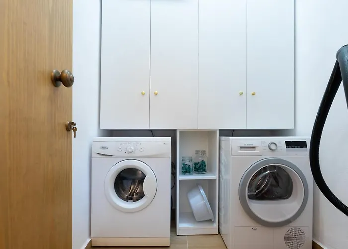 Appartement Medieval Poem *