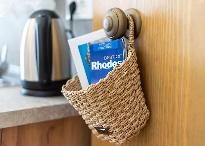 Medieval Poem Appartement