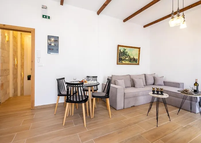 Medieval Poem Appartement Rhodes City