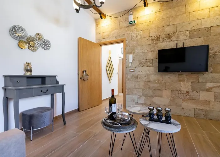 Medieval Poem Appartement Rhodes City