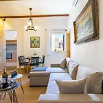 Medieval Poem Apartment *