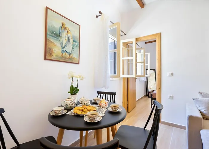 Medieval Poem Apartment *