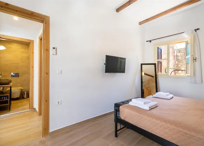 Medieval Poem شقة *