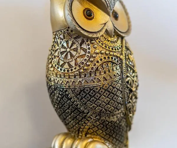 Medieval Poem شقة